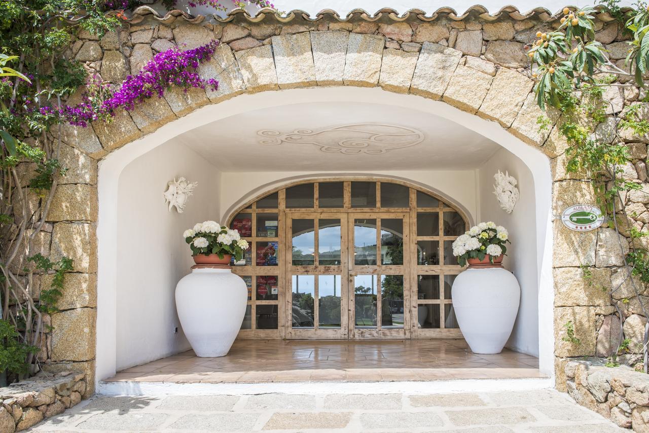 Hotel Pulicinu Baja Sardinia Exterior photo